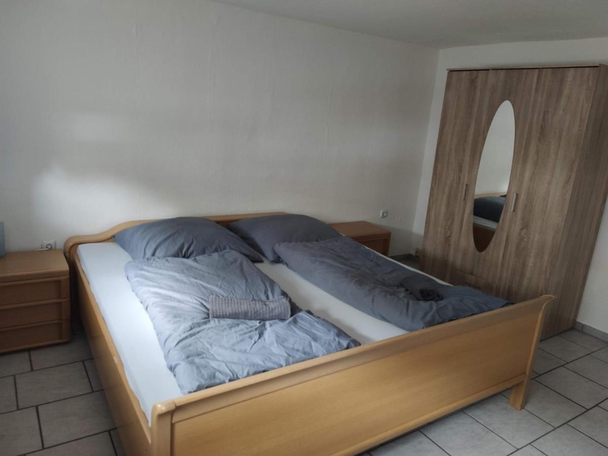 Schoenes Einfaches Zentrales Zimmer In Oldenburg Apartamento Exterior foto